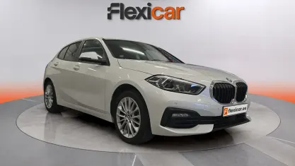 Usado BMW 118 140 CV (102 kW) 2020 Blanco Utilitario