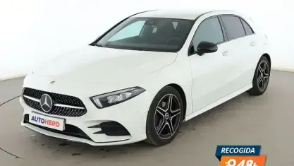 Usado Mercedes A180 AMG line 136 CV (100 kW) 2022 Blanco Berlina