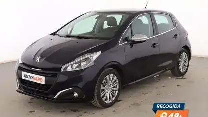Usado Peugeot 208 Allure 110 CV (80 kW) 2018 Morado Utilitario