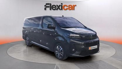 Begagnad Peugeot Traveller Business-Line 180 HK (132 kW) 2024 Grå Minibuss