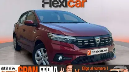 Usado Dacia Sandero Comfort 91 CV (66 kW) 2022 Rojo Utilitario