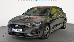Gris Usado 2023 Ford Focus ST-Line Utilitario | 16.319 € (Precio justo)
