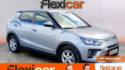 Usado SsangYong Tivoli 163 HP (119 kW) 2024 Cinzento SUV