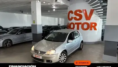 Usado VW Golf V GT 105 CV (77 kW) 2007 Gris / plata Berlina
