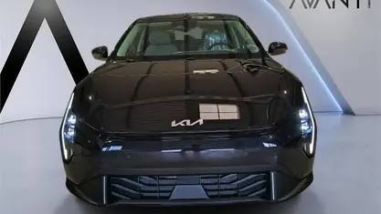 Käytetty Kia EV3 Launch Edition 150 kW (204 HP) 2025 Musta Katumaasturi