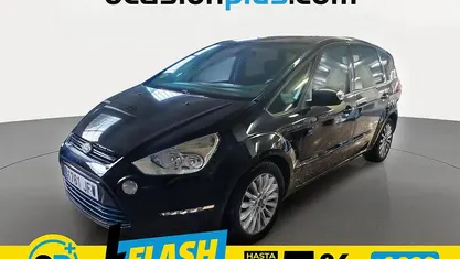 Usado Ford S-MAX Limited 140 CV (102 kW) 2015 Monovolumen