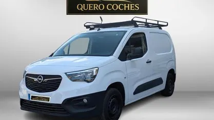 Blanco Usado 2019 Opel Combo Monovolumen | 9000 € (Buen precio)