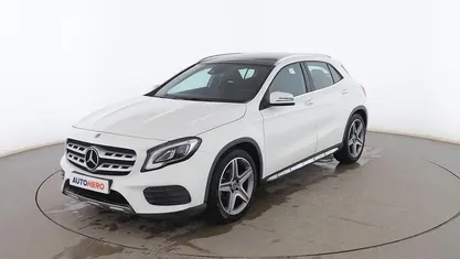 Blanco Usado 2020 Mercedes GLA180 AMG line SUV | 23.599 € (Precio justo)
