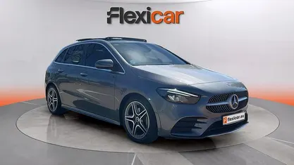 Usado Mercedes B200 150 CV (110 kW) 2019 Gris Monovolumen