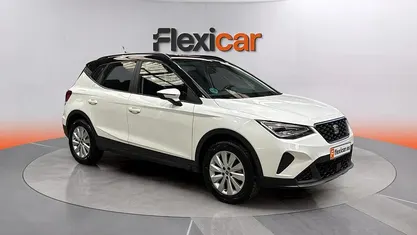 Usado Seat Arona Style 110 CV (80 kW) 2022 SUV