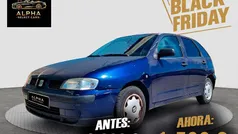 Azul Usado 2001 Seat Ibiza Stella Berlina | 1500 € (Precio justo)