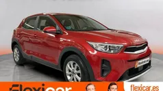 Rojo Usado 2022 Kia Stonic SUV | 14.490 € (Precio justo)