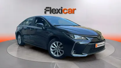 Usado Toyota Corolla Active 125 CV (91 kW) 2023 Negro Berlina