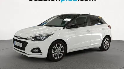 Blanco Usado 2020 Hyundai i20 Utilitario | 13.546 € (Precio justo)