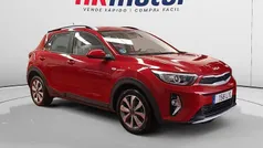 Usado 2022 Kia Stonic SUV | 14.650 € (Precio justo)