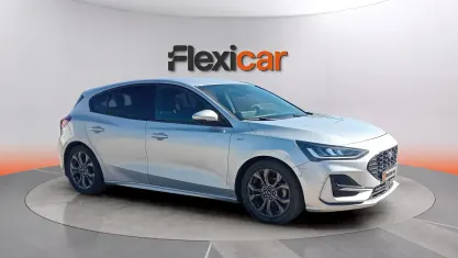 Usado Ford Focus ST-Line 155 CV (114 kW) 2023 Gris Berlina