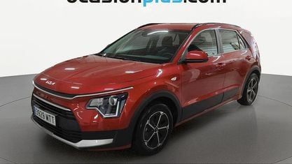Usado Kia Niro 129 CV (94 kW) 2024 Rojo SUV