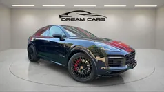 Negro Usado 2021 Porsche Cayenne GTS SUV | 119.900 €