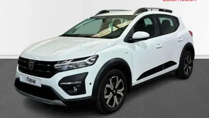 Usado Dacia Sandero Comfort 91 CV (66 kW) 2022 Blanco Berlina