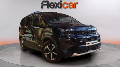 Usado Peugeot Rifter GT 131 CV (96 kW) 2025 Monovolumen