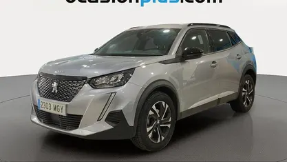 Usado Peugeot 2008 Allure 101 CV (74 kW) 2023 Gris SUV