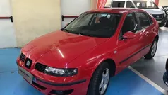 Rojo Usado 2003 Seat Leon Sport Utilitario | 4900 € (Precio justo)