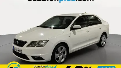 Usado Seat Toledo Ecomotive 105 CV (77 kW) 2014 Blanco Utilitario