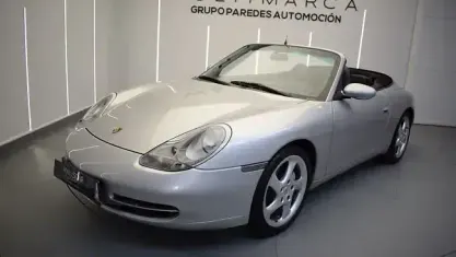Usado Porsche 911 Carrera 4 Cabriolet 300 CV (220 kW) 1999 Gris Descapotable