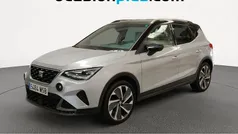 Gris plata Usado 2024 Seat Arona FR SUV | 20.264 € (Precio justo)