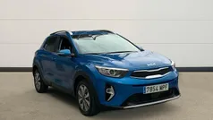 Usado 2024 Kia Stonic SUV | 19.900 € (Precio justo)