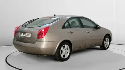 Usado Nissan Primera Acenta 116 CV (85 kW) 2005 Beige Berlina