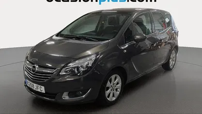 Gris Usado 2015 Opel Meriva Excellence Monovolumen | 9028 € (Precio justo)