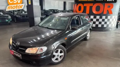 Usado Nissan Almera Comfort 90 CV (66 kW) 2002 Negro Utilitario