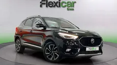 Negro Usado 2022 MG ZS Luxury Berlina | 14.990 € (Precio justo)
