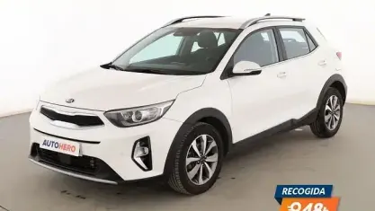 Usado Kia Stonic Style 101 CV (74 kW) 2021 Blanco SUV