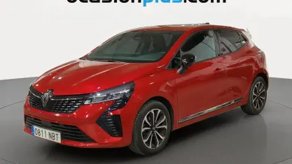 Usado Renault Clio Techno 101 CV (74 kW) 2025 Rojo Utilitario