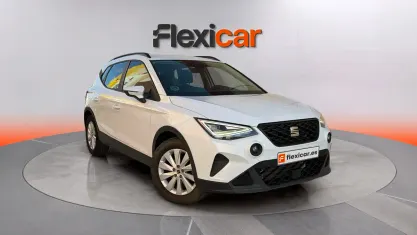 Usado Seat Arona Style 116 CV (85 kW) 2024 Blanco SUV