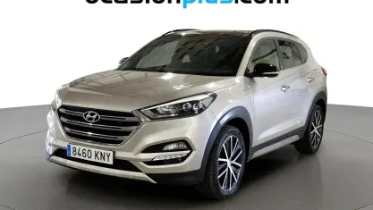 Käytetty Hyundai Tucson GO! 115 HP (84 kW) 2018 Harmaa Katumaasturi