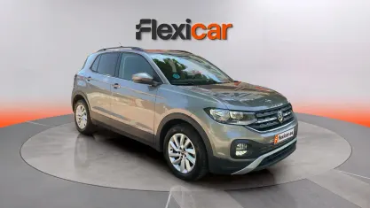 Usado VW T-Cross Advance 110 CV (80 kW) 2021 Gris SUV