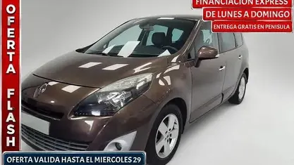 Używany Renault Scénic III Dynamique 130 KM (95 kW) 2011 Brązowy Minivan