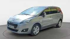 Gris Usado 2016 Peugeot 5008 Allure Monovolumen | 14.200 € (Precio justo)
