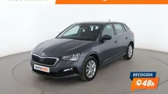 Gris Usado 2020 Skoda Scala Style Utilitario | 16.499 € (Precio justo)