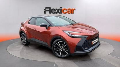 Begagnad Toyota C-HR Advance 140 HK (102 kW) 2025 Orange SUV
