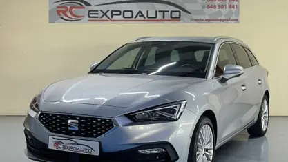 Usado Seat Leon XCELLENCE 150 CV (110 kW) 2022 Gris Familiar
