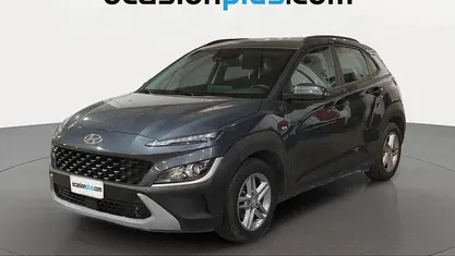 Usado Hyundai Kona 120 CV (88 kW) 2022 Gris SUV