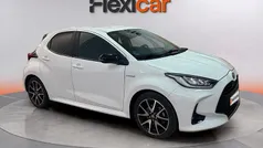 Usado 2021 Toyota Yaris Hybrid Active Utilitario | 16.090 € (Precio justo)