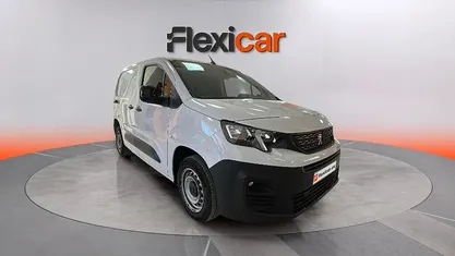 Usado Peugeot Partner 102 CV (75 kW) 2023 Blanco Monovolumen