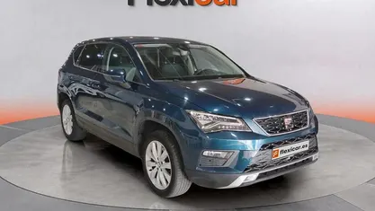 Usado Seat Ateca Ecomotive 116 CV (85 kW) 2017 Azul SUV