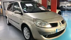 Usado 2006 Renault Scénic II Privilege Monovolumen | 5900 € (Precio justo)