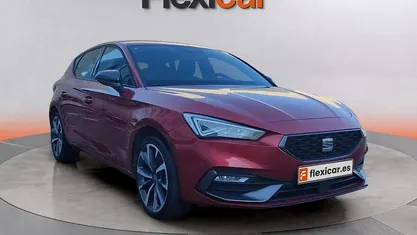 Usado Seat Leon FR 204 CV (150 kW) 2020 Rojo Berlina